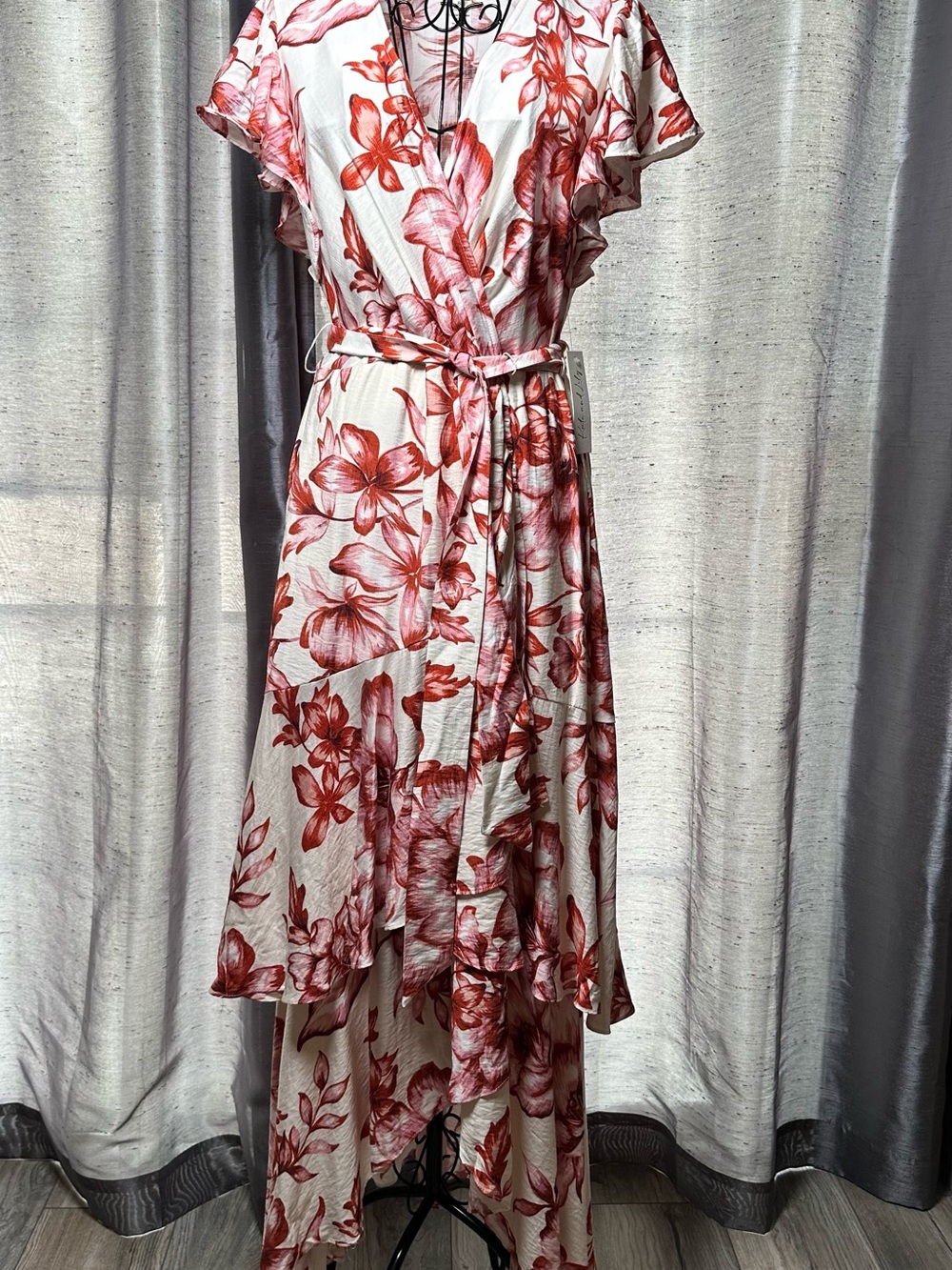 NWT High-Low Floral Faux Wrap Dress in Cream With Red and Pink Print